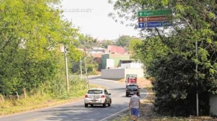 Trecho de curvas na Avenida dos Estudantes é um dos mais perigosos para os pedestres e ciclistas