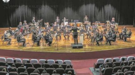 A Banda Sinfônica “União dos Artistas Ferroviários” de Rio Claro faz 120 anos e comemora data em concerto sobre a história do cinema