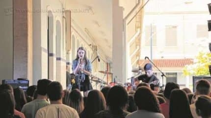 Com diversas bandas de alunos e também convidados, o evento conta com uma praça de alimentação e visa oferecer entretenimento e música de qualidade