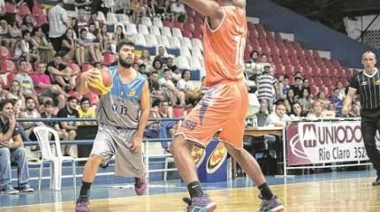 TRADIÇÃO - com trinta e cinco anos de tradição, Rio Claro continua com a mesma garra e objetivo: atingir bons resultados na temporada