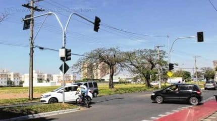 Um morador relata que o trecho onde equipamentos foram instalados costuma ser bastante perigoso