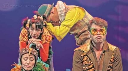 SESI - O infantil “Chovendo na Roseira”, é sábado (20), às 16h. Na Rua M-29, 441, Jardim Floridiana, em Rio Claro.