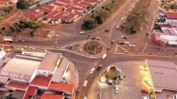 Além dos pontos fixos de fiscalização, Rio Claro conta com radar móvel e lombadas eletrônicas (Foto aérea: Bruno Leite)