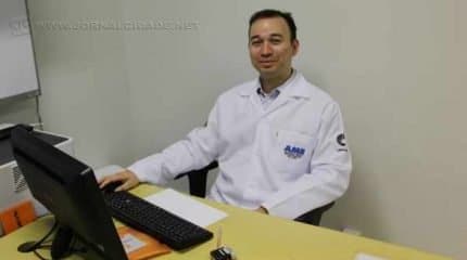 O Dr. Daniel F. R. Duarte, responsável pelo tratamento de escleroterapia no AME Rio Claro