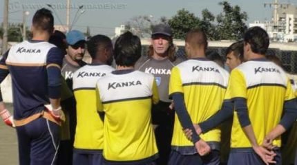 PRÓXIMA DISPUTA: Consultado pelo Caderno de Esportes, o treinador expôs que já começou a armar o time que enfrenta o São Paulo