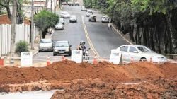 Cruzamento da Avenida Nossa Senhora da Saúde com a Avenida Ulysses Guimarães está interditado