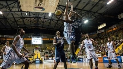 TUDO IGUAL!: a equipe que vencer hoje na melhor de três avança uma fase no Campeonato Paulista