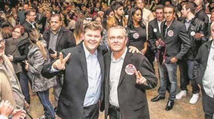 Os novos secretários municipais serão apresentados em evento com coletiva de imprensa, marcado para ter início às 20 horas