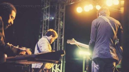 O projeto Muito Antes de Laura faz show domingo (4), a partir das 15 horas, na Floresta Estadual Edmundo Navarro de Andrade, com entrada gratuita.