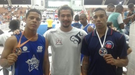 FOCO, FORÇA E FÉ!: com as vitórias, ambos os lutadores garantiram a Bolsa Atleta, incentivo do Governo Federal aos esportistas