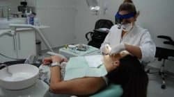 Dentistas deram dicas e falaram sobre a importância dos cuidados com os dentes e também dos tratamentos mais adequados