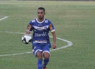 NOVIDADE: atleta recém-contratado pelo RCFC deve somar no meio de campo junto com Franco