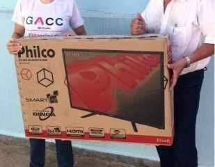 Ganhador do primeiro prêmio – um aparelho de TV Led marca Philco 39” – foi Antonio Luís, que o recebeu no último dia 24