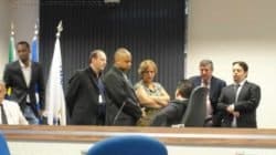 O projeto de lei teve pedido de vista aprovado por 15 dias. Até aí, cada vereador terá um assessor, segundo líder da casa, André Godoy