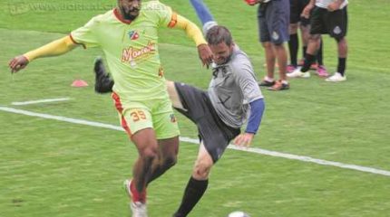 PREPARAÇÃO: o Rubro-Verde realizou diversos jogos-treinos durante os meses de dezembro e janeiro