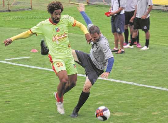 PREPARAÇÃO: o Rubro-Verde realizou diversos jogos-treinos durante os meses de dezembro e janeiro