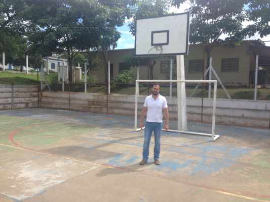 Rafael Andreeta solicita à prefeitura investimentos no Distrito de Ferraz