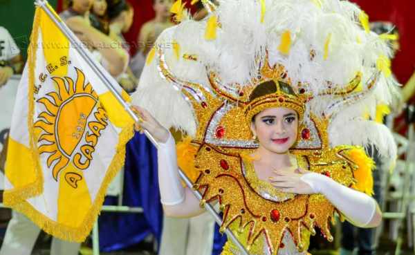 Toda a alegria da A Casamba será levada ao Jardim Público neste domingo de Carnaval