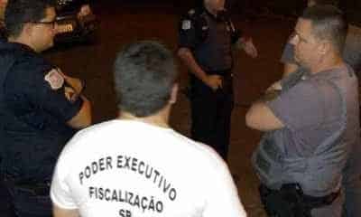 PM e GCM acompanham a equipe de fiscalização da Secretaria de Meio Ambiente