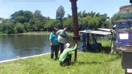 Réptil foi encontrado em uma tubulação na represa de Cascalho