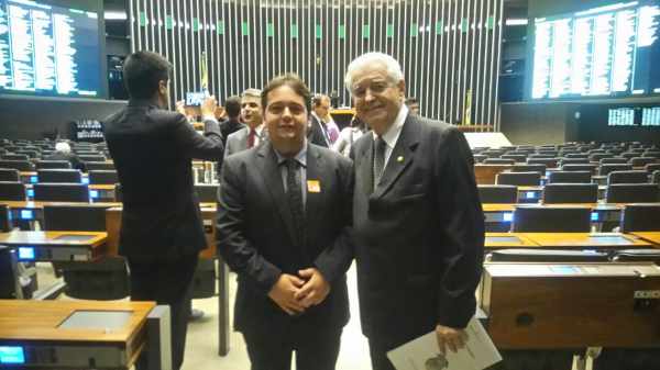 Vereador Hernani Leonhardt e o deputado federal Nelson Marquezelli em Brasília