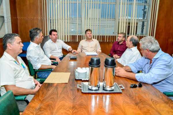 A visita teve como objetivo estreitar o relacionamento institucional entre a prefeitura e a Empresa Brasileira de Correios e Telégrafos