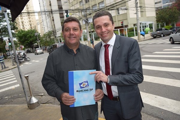 Deputado federal Fausto Pinato e vereador Adriano La Torre em São Paulo