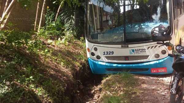 De acordo com a Prefeitura de Rio Claro, nenhum aluno ficou ferido com o incidente no ônibus