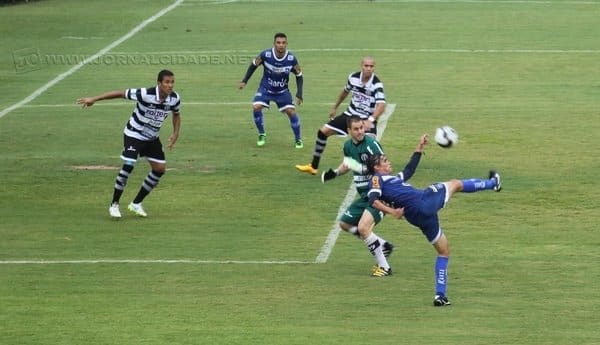 A REVANCHE: o último encontro entre o Rio Claro e o Nhô Quim aconteceu na Copa Paulista