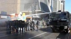 A Tropa de Choque da Polícia Militar lançou bombas de gás lacrimogêneo para dispersar o grupo. (Foto: jovempan.com.br)