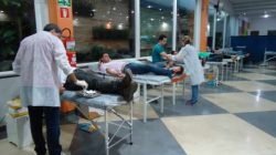 Durante a noite também acontece o cadastramento de voluntários no banco nacional de medula óssea