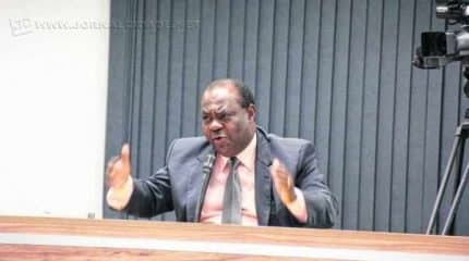 Em sua fala no plenário, Pereirinha criticou reajuste e lembrou: “Até o prefeito Juninho quando estava aqui dentro era contra isso”