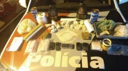 Drogas e equipamentos foram apreendidos pelos policiais militares