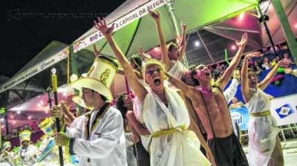 Escola de samba Unidos da Vila Alemã convida o público para festa junto à sua comunidade