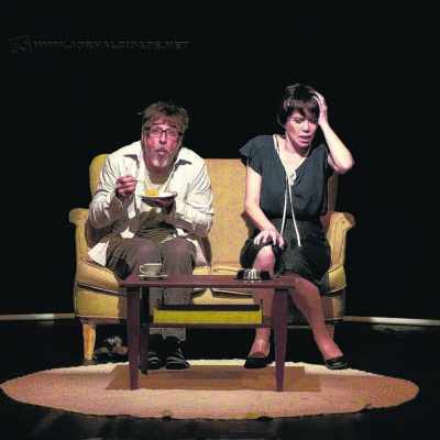 Uma Noite Sem o Aspirador de Pó, a história de dois solitários à margem da sociedade, fica em cartaz dias 9 e 10. A entrada é gratuita, no Sesi Rio Claro.