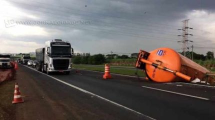 Acidente ocorreu na SP-310, entre Santa Gertrudes e Rio Claro, na noite de quinta-feira (9)