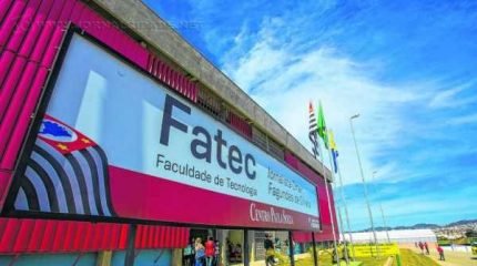 Alckmin assinou no dia 7 decreto de criação de duas Faculdades de Tecnologia (Fatecs), uma delas em Araras (foto: Alexandre Moreira)