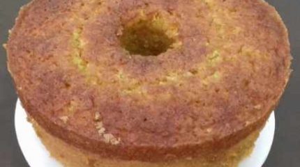 Uma das melhores pedidas é um delicioso Bolo de Milho Cremoso, que você encontra na Bolateria & Cia