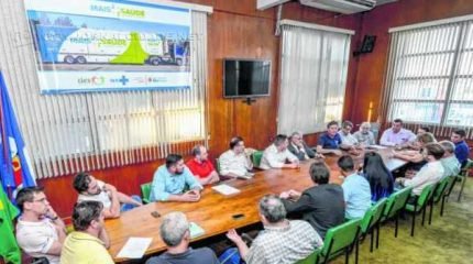 Reunião nessa terça-feira (29) com Sindmuni, vereadores e Prefeitura Municipal discutiu sobre projeto 157 em tramitação na Câmara