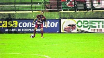 BAIXA: Niander tomou o terceiro amarelo e não joga contra o XV