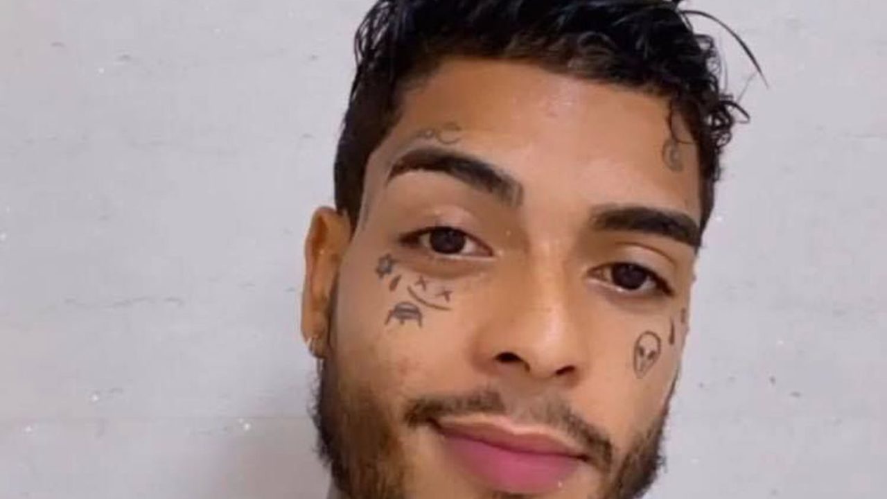 Mc Kevin Teria Caido De Sacada Ao Tentar Evitar Flagra Com Mulheres Diz Modelo Jornal Cidade Rc