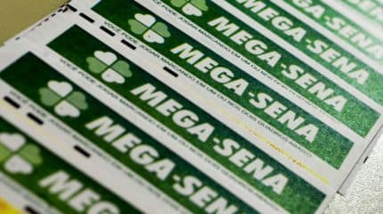 Mega-Sena sorteia neste sábado prêmio estimado em R$ 115 milhões