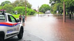 Chuva intensa causa alagamentos em Rio Claro e região.