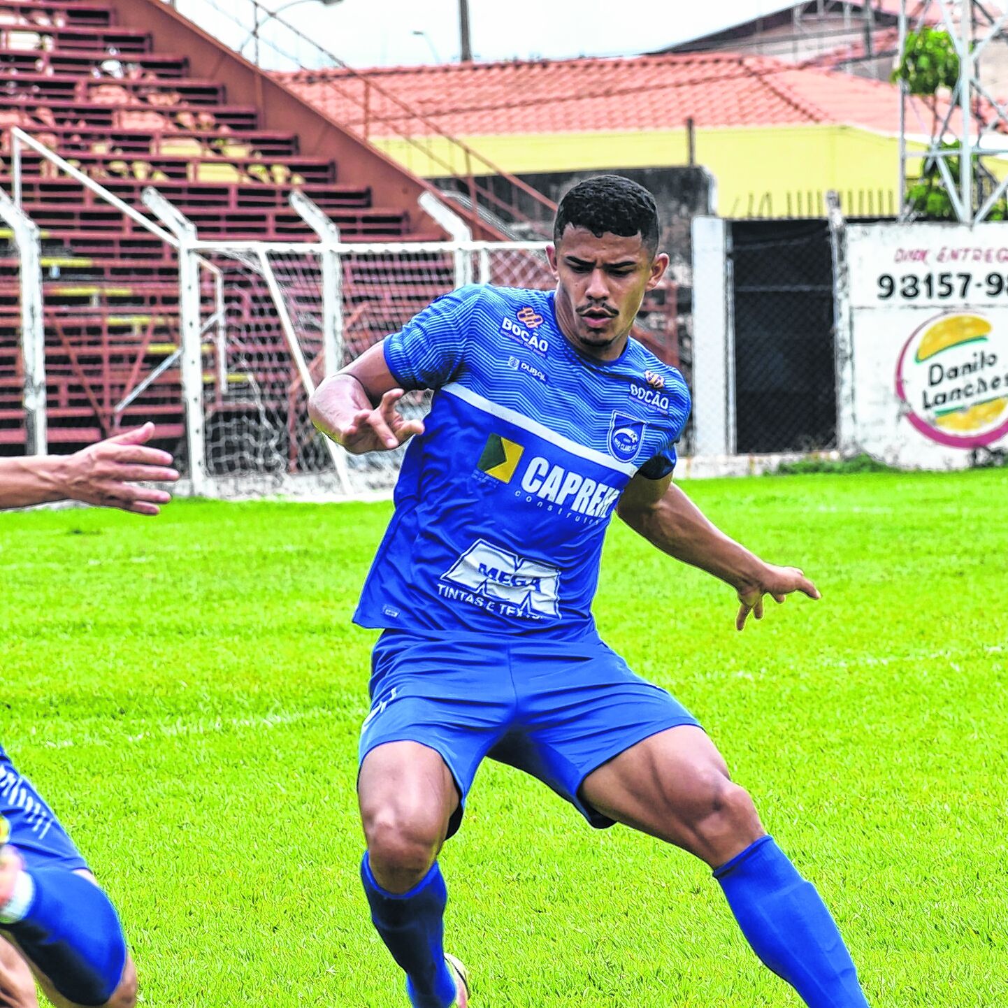 Denilson marcou os dois gols do Rio Claro no jogo-treino. (Imagem: Divulgação/Rio Claro FC.