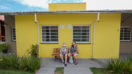 Moradias destinadas gratuitamente a idosos serão construídas em Rio Claro. A área fica localizada na Estrada dos Costas. O conjunto habitacional terá imóveis de 28 m² de área privativa cada. (foto: projeto CDHU)