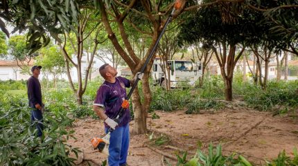 Praça no Jardim América recebe serviços de manutenção e limpeza