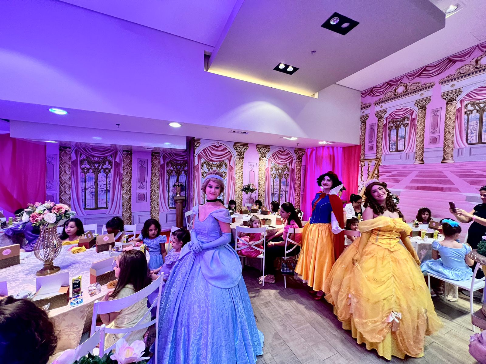 Chá das Princesas acontece no Shopping Rio Claro com muitas surpresas