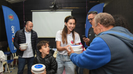 Entrega faz parte do programa Marmita com Propósito.