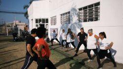 Moradores da região do Jardim Panorama fazem atividades às segundas, quartas e sextas-feiras, gratuitamente