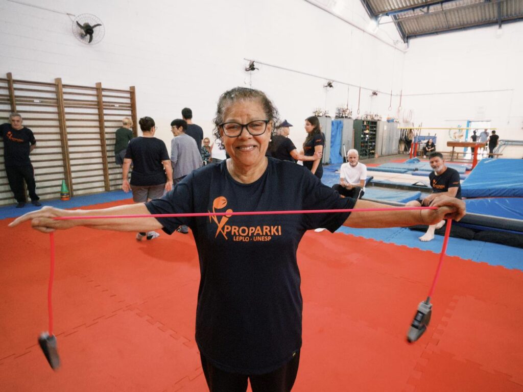 Olga Sueli Pereira Cristianini, de 71 anos, é a aluna mais antiga do Proparki